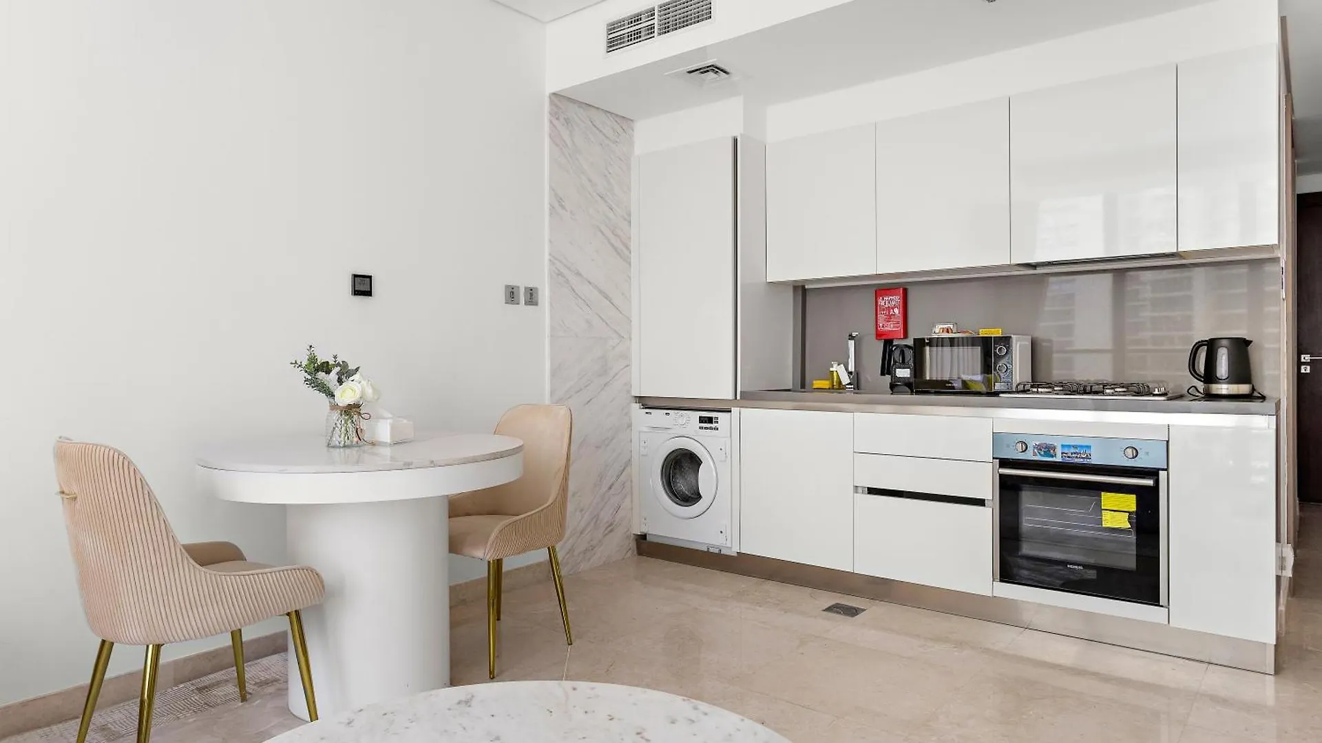 Apartment Modern Studio In Sterling East Dubai